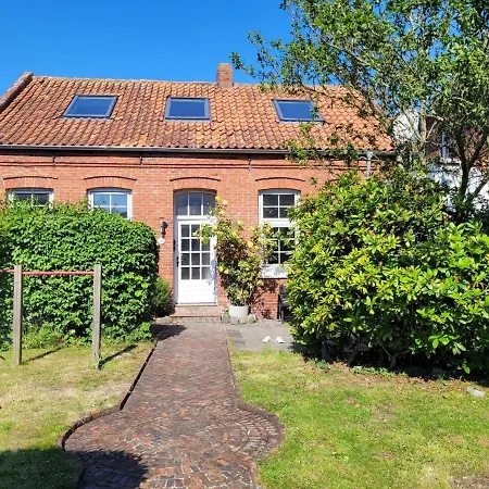 Friesenhouse 2 *